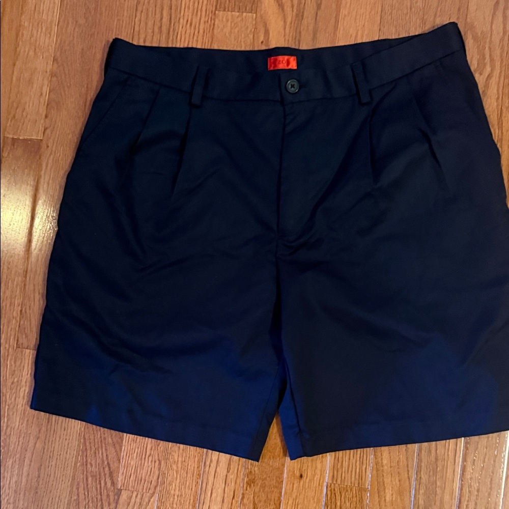 Izod Men's Navy Flat Front Shorts